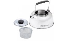 Kettle with tea strainer