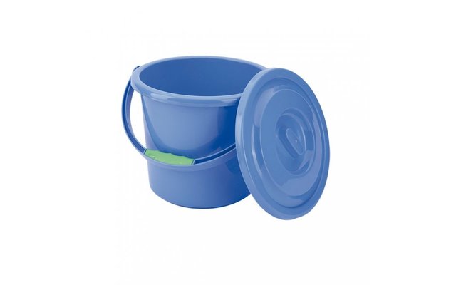 Bucket with lid