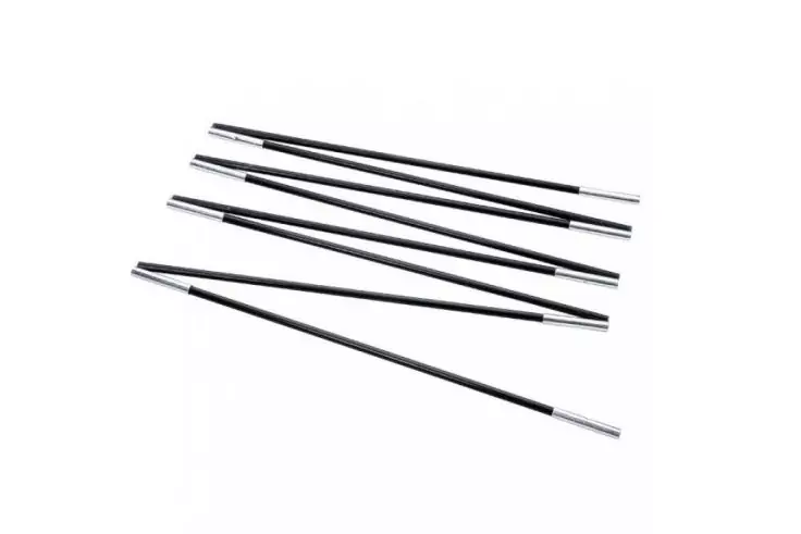 Sechs schwarze Stäbe mit silbernen Enden auf weißem Hintergrund