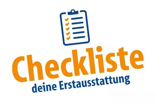 Klemmbrett-Icon mit f&uuml;nf orangefarbenen H&auml;kchen &uuml;ber dem Schriftzug "Checkliste" (orange) und dem kleineren Text "deine Erstausstattung" (blau) auf wei&szlig;em Hintergrund