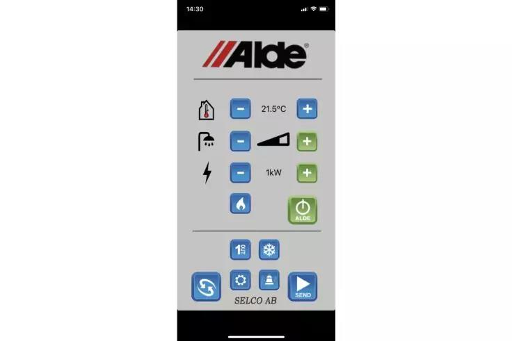 Bildschirm eines Mobilger&auml;ts mit schwarzem Statusbalken (Uhrzeit 14:30) und Alde-Logo oben; darunter graues Bedienfeld mit Symbolen (Haus, Wasserhahn, Blitz, Flamme), Temperaturanzeige "21.5&deg;C" mit Plus- und Minus-Schaltfl&auml;chen, gr&uuml;ne Ein-/Aus-Taste,