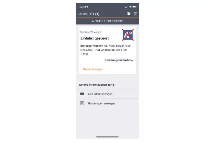 Smartphone-Screenshot einer App mit &Uuml;berschrift 'AKTUELLE EREIGNISSE'. Karte mit Titel 'Einfahrt gesperrt', kleinem quadratischen Symbol mit rotem X, Schaltfl&auml;che 'Details anzeigen' und zwei Listeneintr&auml;gen mit Symbolen