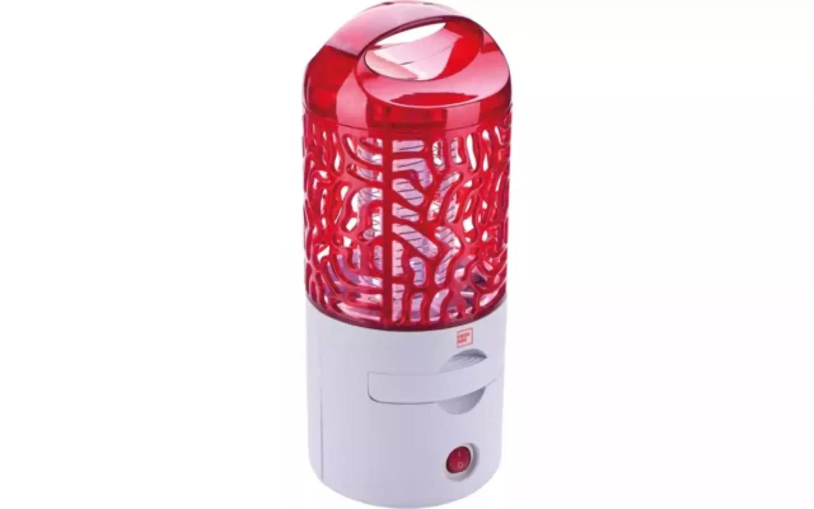 Der mobile Insektenfänger wird mit Akku betrieben.