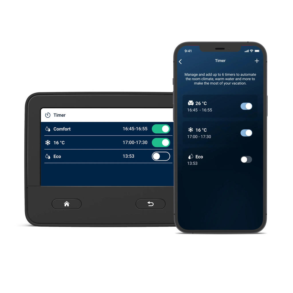 Schwarzes Touchdisplay und Smartphone nebeneinander; beide zeigen eine "Timer"-Liste mit Uhrzeiten, Temperaturwerten (z. B. 16 &deg;C) und Ein-/Aus-Schaltern