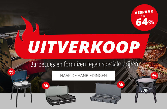 Zwarte achtergrond, grote rode tekst 'GROSSER ABVERKAUF', daaronder 'Grills & Kocher zum Sparpreis', vier grills/fornuizen, rode procentbollen en witte knop 'ZU DEN ANGEBOTEN'