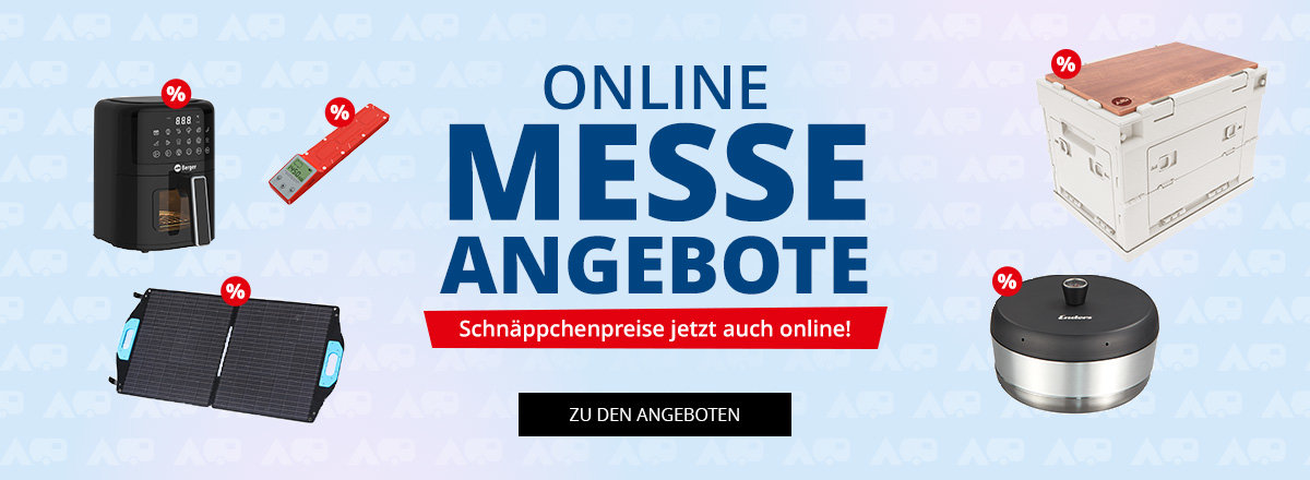 Werbebanner mit blauem Hintergrund: großer Text 'ONLINE MESSE ANGEBOTE', links ein schwarzer Klappstuhl, oben links zwei kleine rote und grüne Artikel mit roten Prozentzeichen, rechts oben schwarze Ferngläser mit rotem Prozentzeichen, rechts unten ru