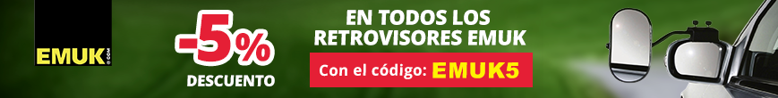 Cortacésped sobre césped verde con oferta promocional