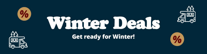 Dark blue banner with large white text 'Winter Deals', below it smaller white text 'Mach dich bereit für den Winter'; orange percent-symbol circles at left and right; two small white delivery truck icons with packages