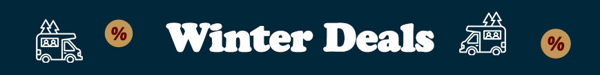 Donkerblauwe banner met witte tekst 'Winter Deals' in het midden, links en rechts een wit bestelwagen-icoon en een oranje cirkel met procentteken