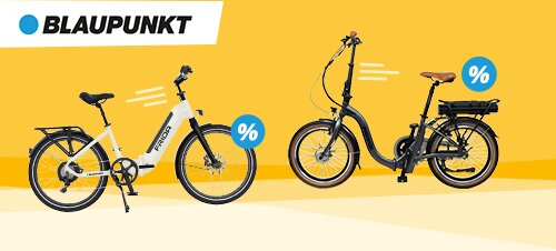 Zwei Fahrräder, ein weißes klappbares Fahrrad links und ein schwarzes Elektrofahrrad rechts vor blauem und gelbem Hintergrund