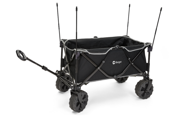 Schwarzer zusammenklappbarer Bollerwagen mit vier großen Rädern und einem langen Griff