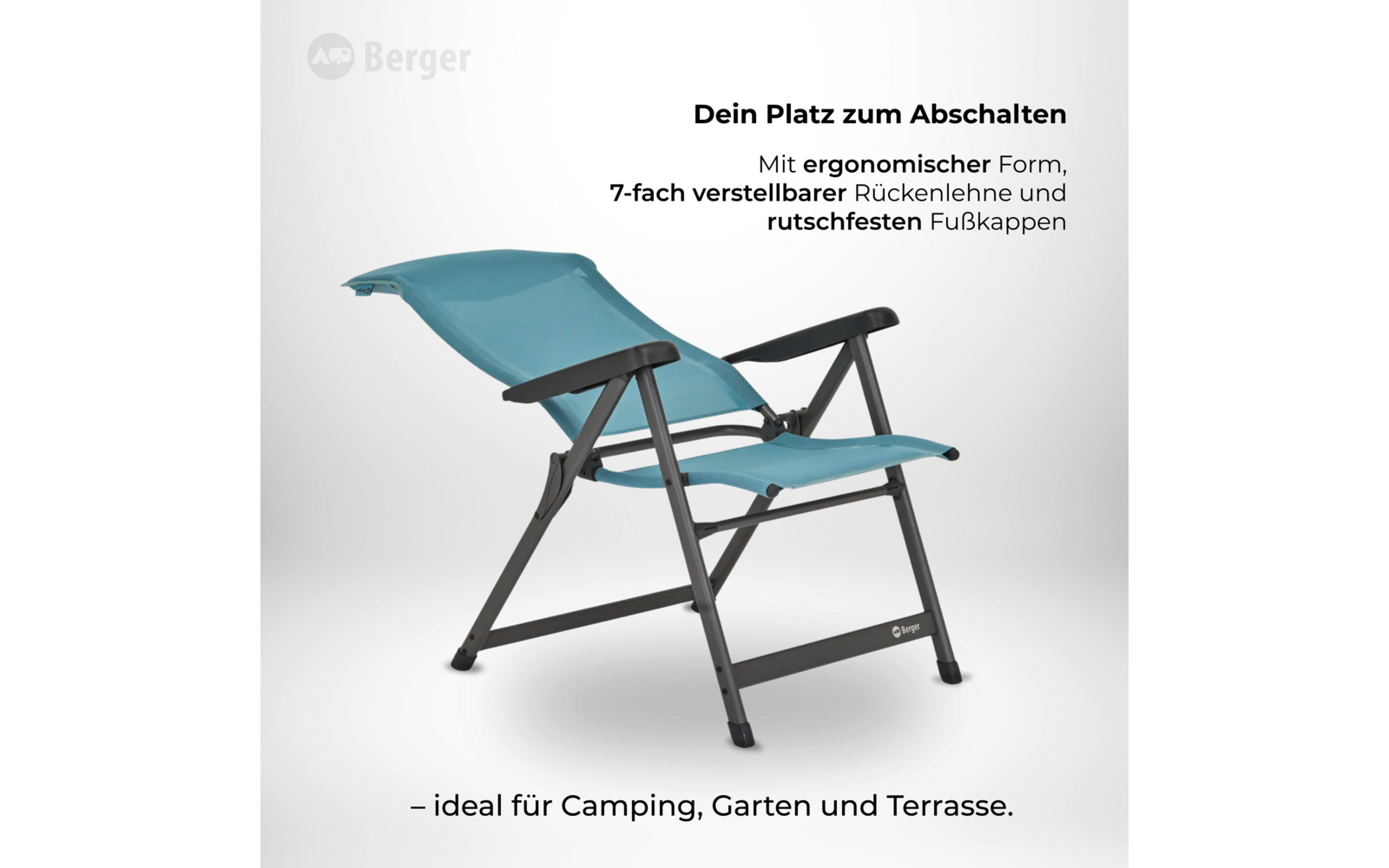 Opvouwbare campingstoel met turkooise zitting en rug, donker metalen frame, armleuningen, licht achterover gekanteld rugleuning en kunststof voetdoppen; 'Berger'-logo linksboven