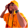 Person mit orangefarbenem Frottee-Kapuzenponcho, hält die Kapuze mit beiden Händen; Logo und Smartwatch sichtbar