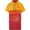 Kapuzenkleid mit drei horizontalen Farbstreifen: gelb oben, orange Mitte, rot unten; schwarze Kordeln an der Kapuze; große aufgesetzte Fronttasche mit weißer Sonne‑und‑Welle‑Grafik und Schrift 'WAVE'; rundes Logo auf der Brust