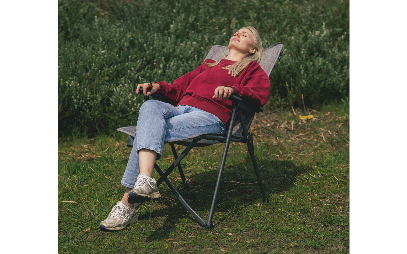 Produktbild Outwell Tidal Campingstuhl klappbar mit hoher R&uuml;ckenlehne 1