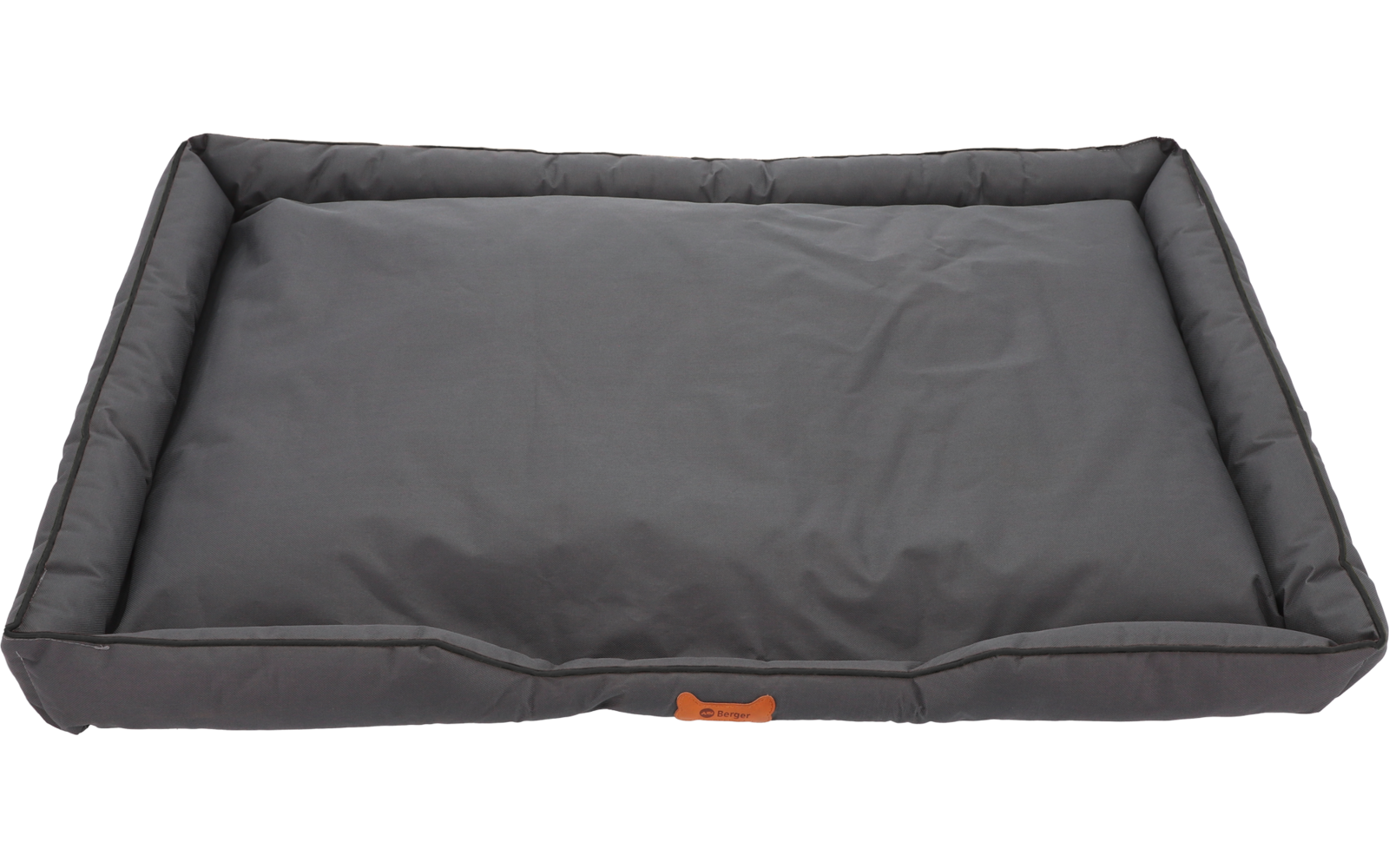 Eine graue, rechteckige Tragetasche aus Stoff mit einem orangefarbenen Logo