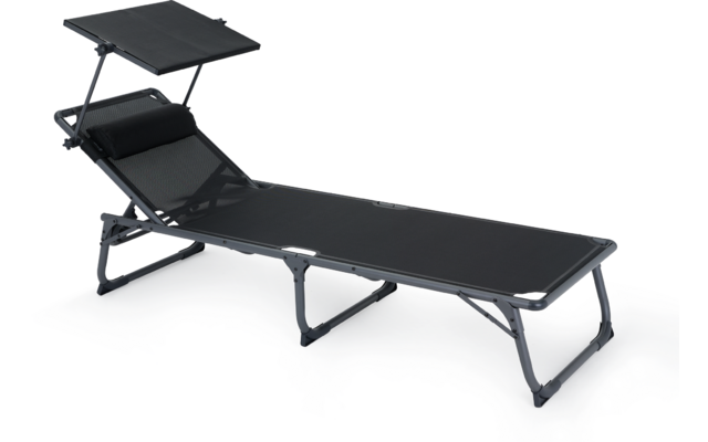 Schwarze Liege mit verstellbarem Sonnendach auf weißem Hintergrund