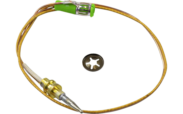 Ein dünnes Kabel mit einem grünen Anschluss und einem runden Metallteil in der Mitte