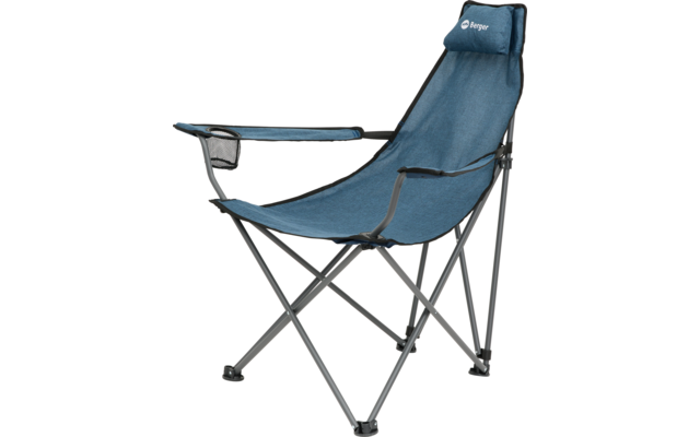 Blauer faltbarer Campingstuhl mit Armlehnen und integriertem Getränkehalter