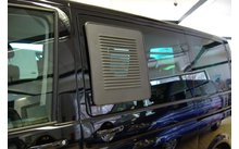 027040 095188 - Hülsberg Lüftungsgitter Aluminium passend für VW Bus T6 Schiebefenster