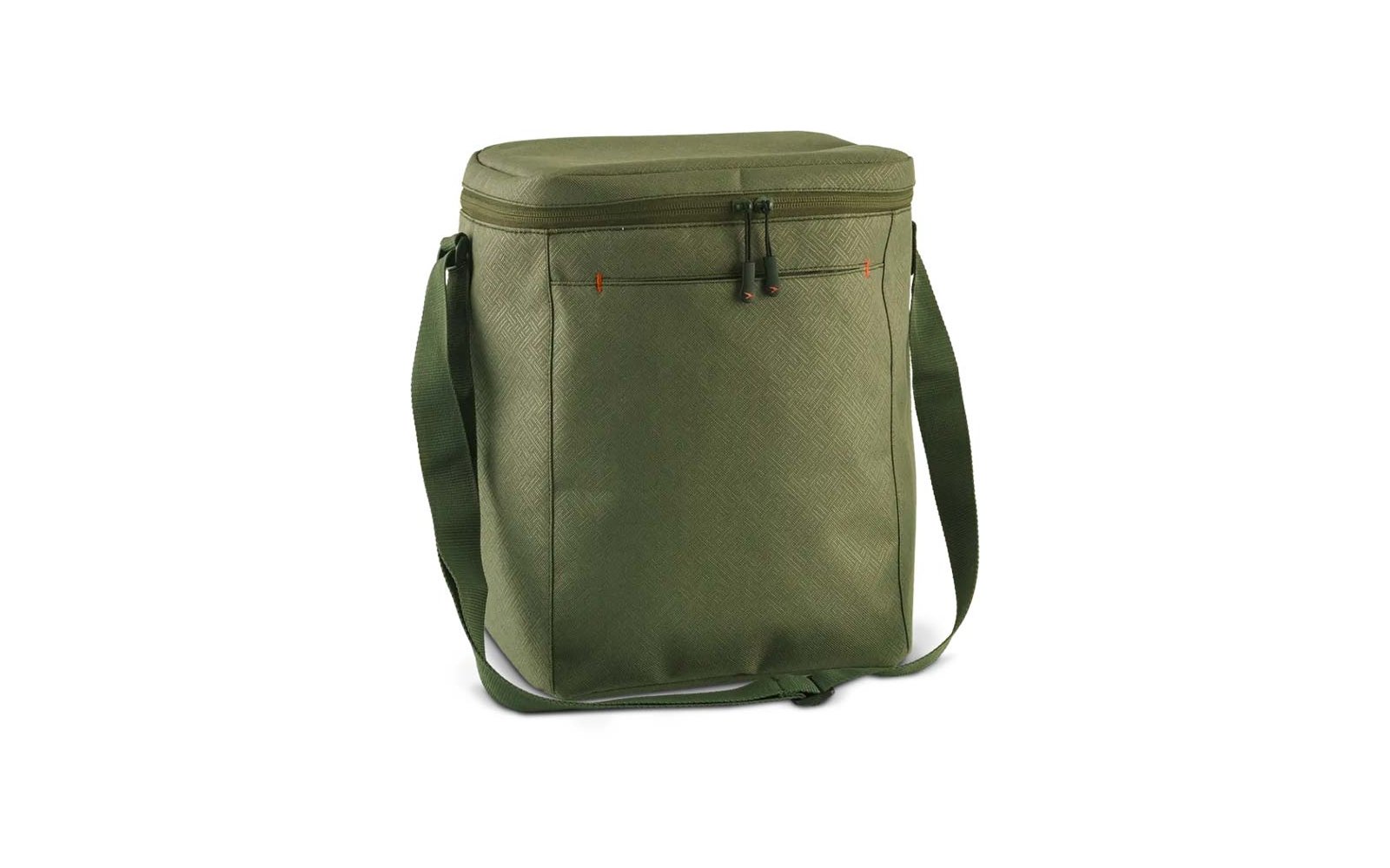 Bolsa rectangular verde con correa de hombro, colocada verticalmente, cierre superior con dos tiradores, bolsillo frontal, tejido texturizado, pequeñas costuras naranjas, fondo blanco