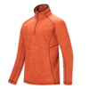 Pull orange à manches longues, col montant et zip court sur le devant, coutures foncées visibles, texture tricot, isolé sur fond blanc