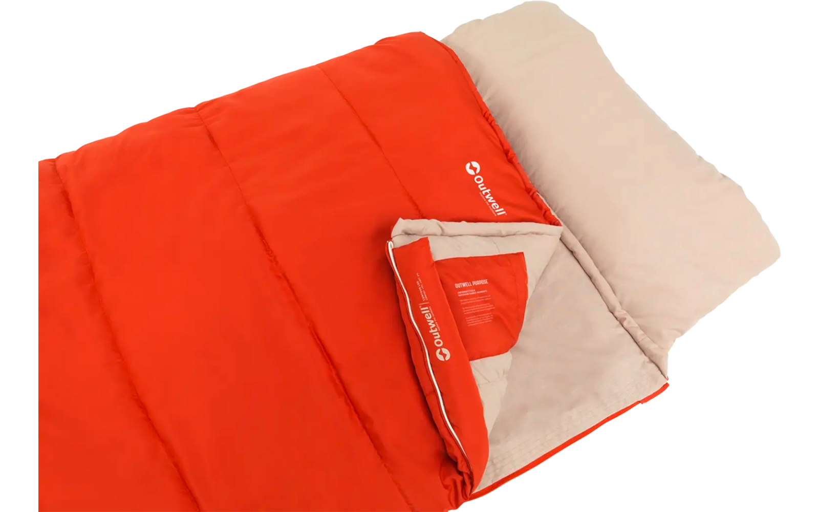 Rode en beige slaapzak met zichtbaar label