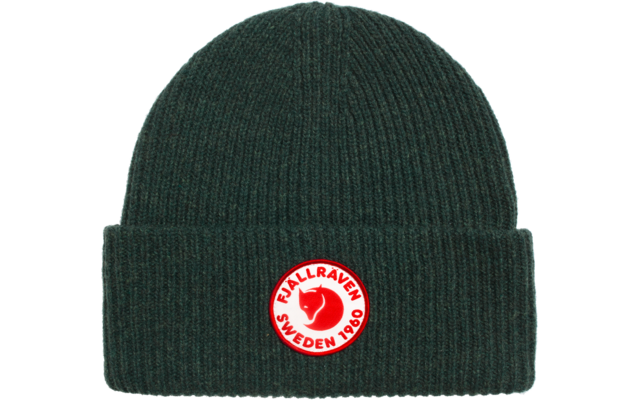 Dunkelgrüne Strickmütze mit rotem und weißem Logo