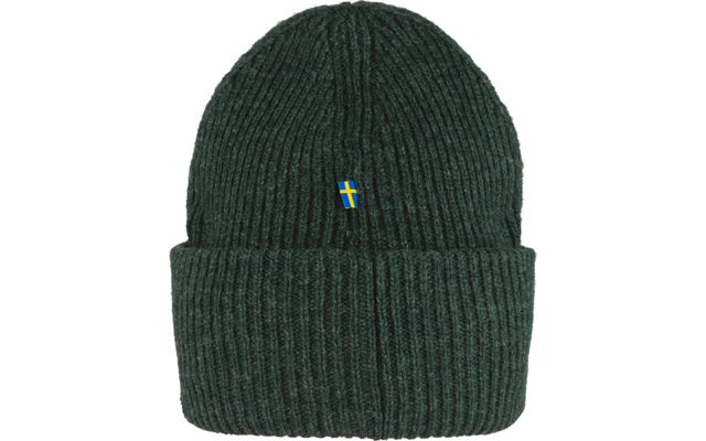 Dunkelgrüne gestrickte Mütze mit kleinen blauen und gelben Stickereien vorne
