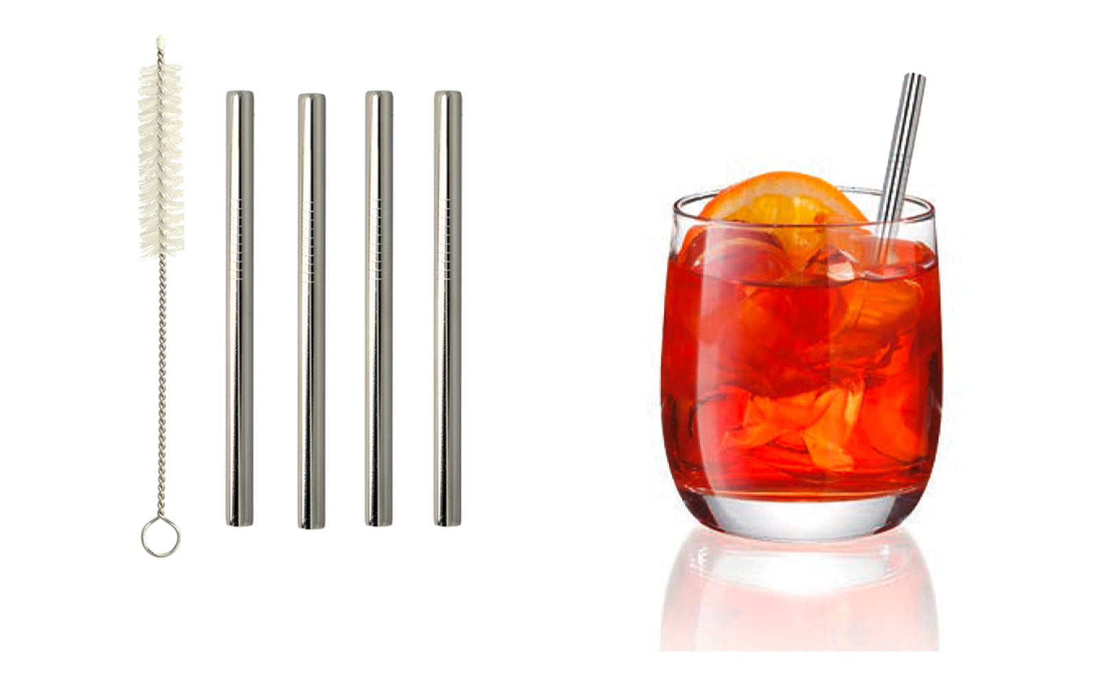 Reinigungsbürste und vier Edelstahltrinkhalme links; rechts rundes Glas mit rotem Getränk, Eiswürfeln, Orangenscheibe und Metallstrohhalm