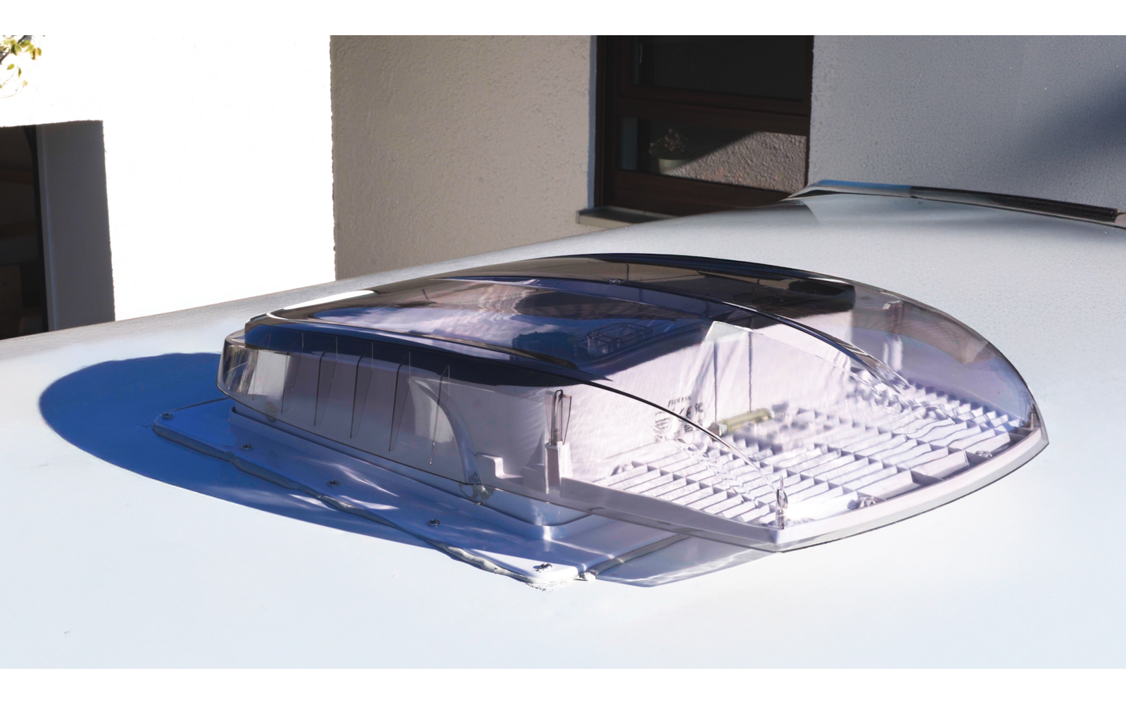 Product image Berger roof hood Plus Fan with ventilation system 12 V 40 x 40 cm 1