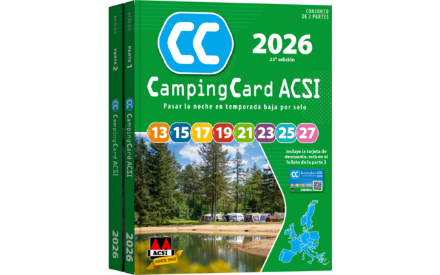 Grüne CampingCard ACSI 2026 mit einem Bild von einem See mit Booten und Bäumen im Hintergrund