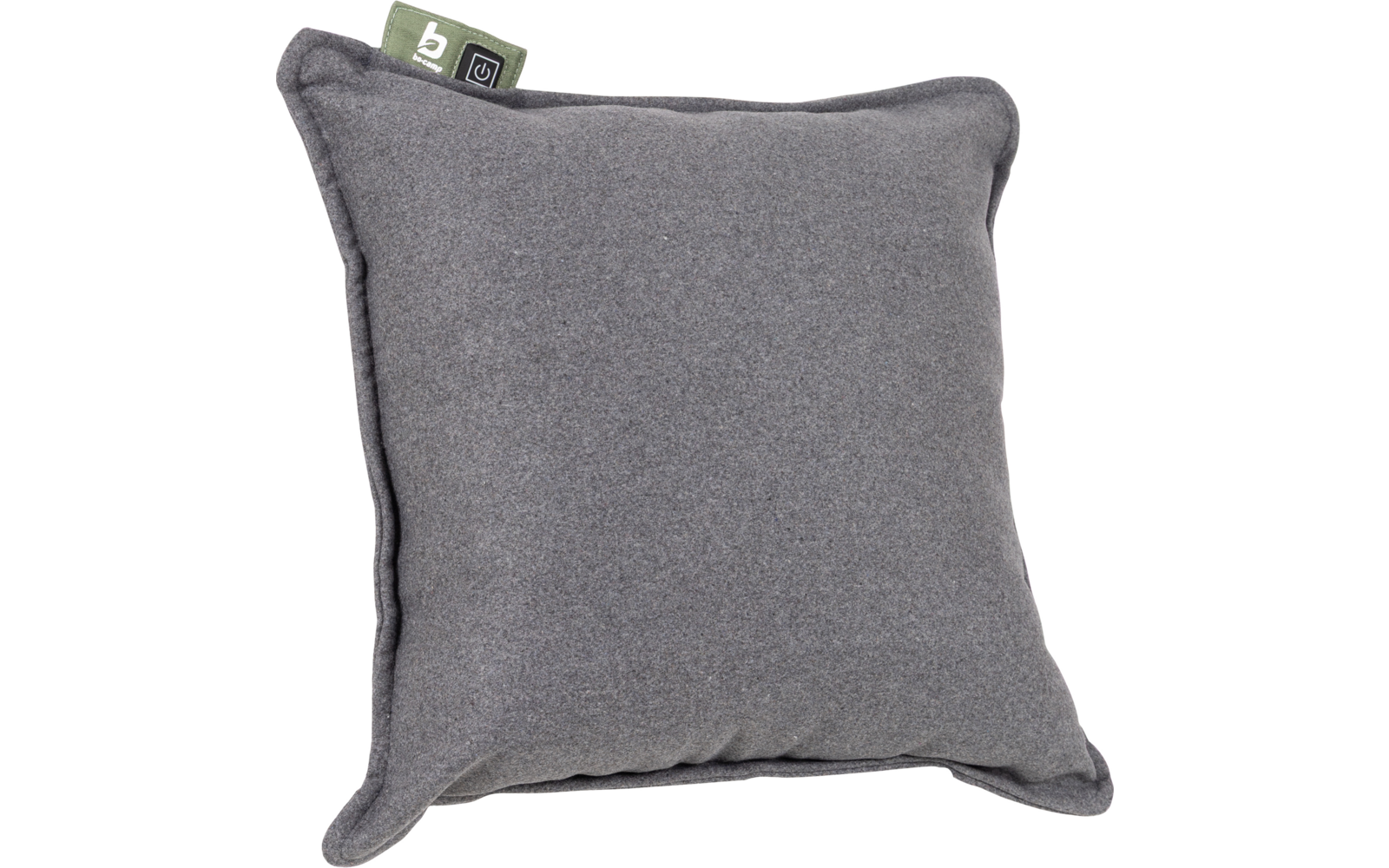 Grijs vierkant kussen met biesrand en twee stoffen labels linksboven