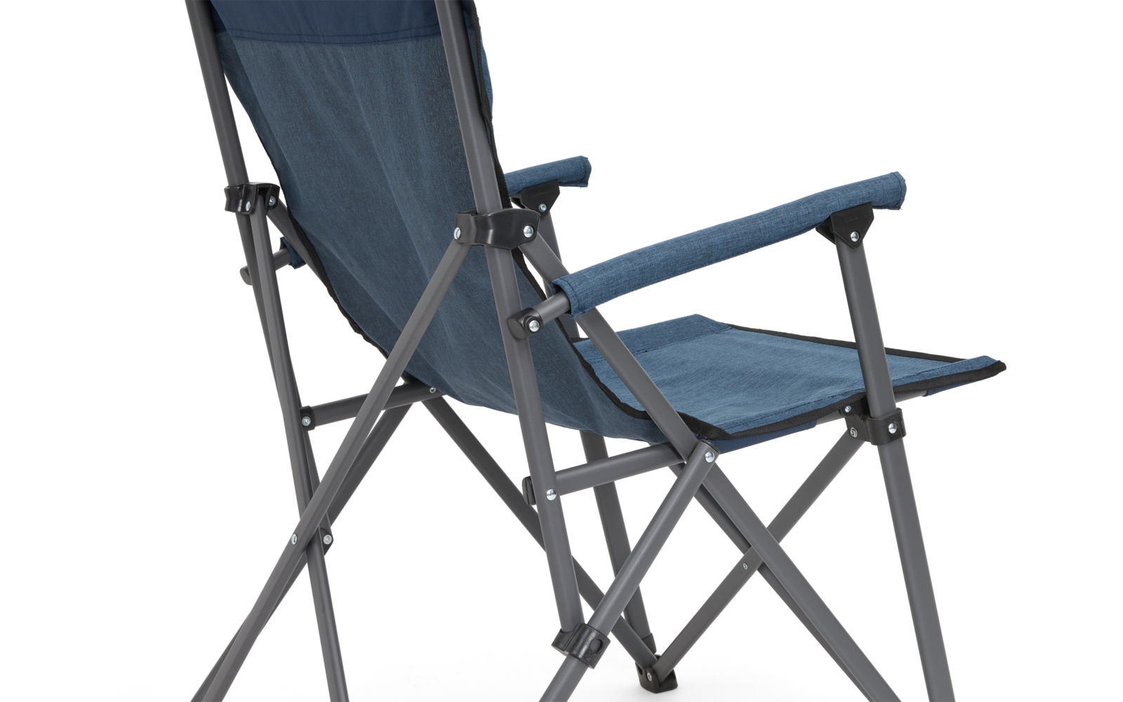 Faltbarer Stuhl mit blauem Stoffbezug auf Sitz und Rücken, grauem Metallgestell mit Kreuzstreben und gepolsterten Armlehnen