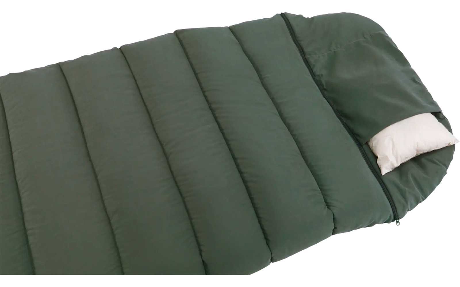 Groene slaapzak met wit kussen op witte achtergrond