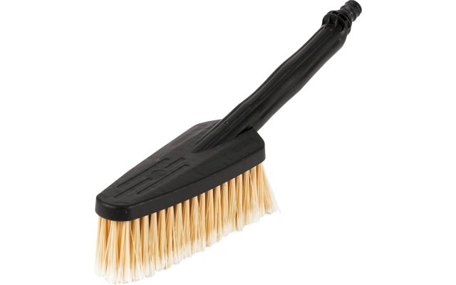 Schwarze Kunststoffbürste mit abgeschrägtem Kopf, hellen Borsten und schwarzem Griff