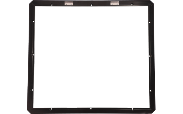 Leere quadratische schwarze Tafel mit silbernem Rahmen