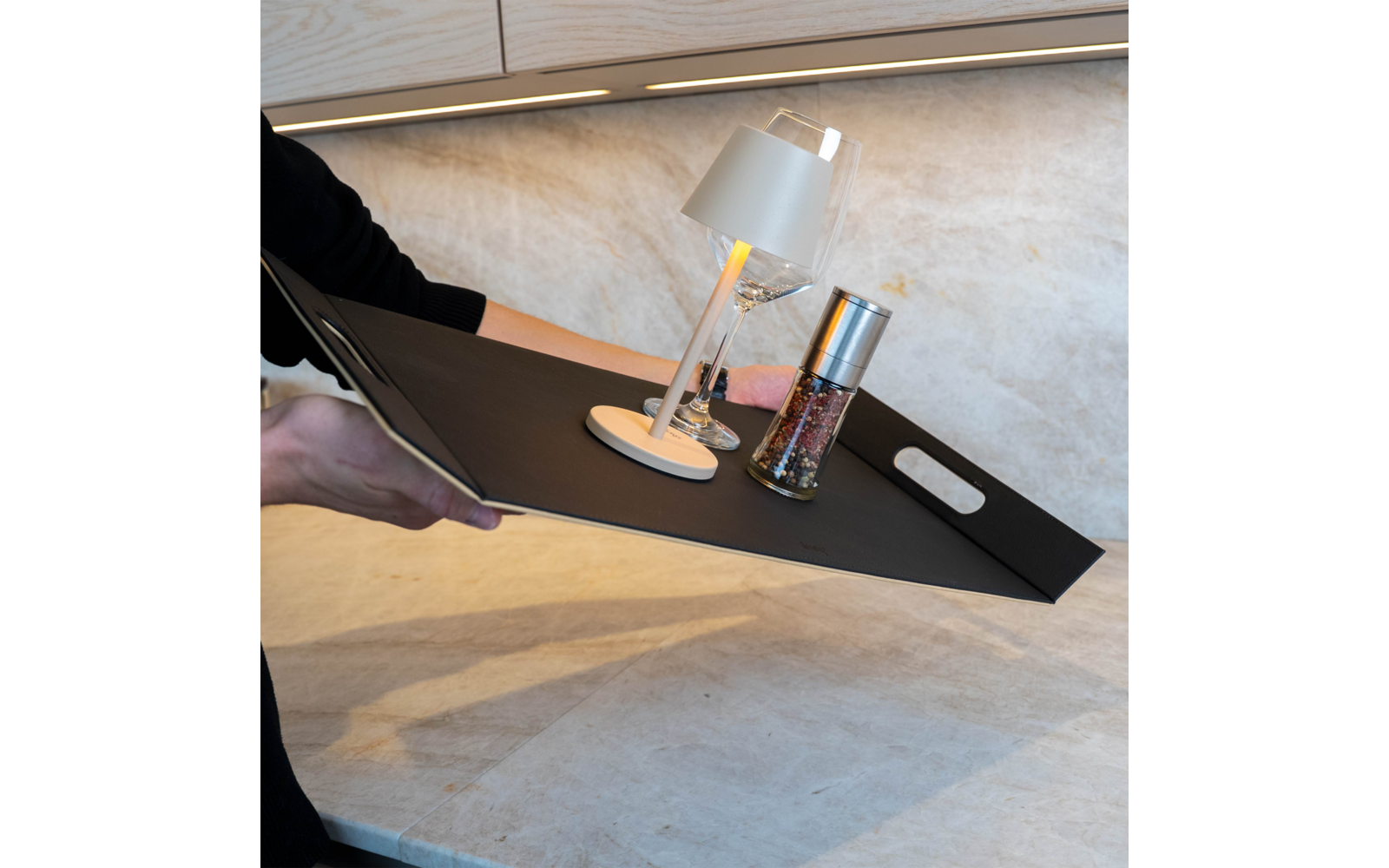 Produktbild Silwy Flip wendbares Metall-Tablett f&uuml;r Magnetgeschirr 54 x 30 cm 1