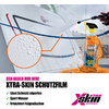 Sprühflasche mit XTRA-SKIN Schutzfilm vor weißem Hintergrund und schwarzem, weißem und orangefarbenem Design