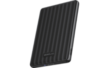 Dispositif de stockage externe rectangulaire noir avec une surface rainurée