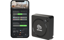 Smartphone à gauche affichant un écran d'application intitulé 'Meine Ferienwohnung' avec interrupteurs, icônes et la température '20 °C' ; à droite un appareil carré noir avec un logo blanc 'sonsor'