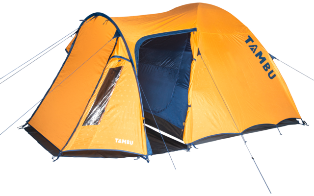 Oranges Kuppelzelt mit offenem Eingang, blauem Innenraum, transparentem Fenster, Abspannleinen und Aufdruck "TAMBU" auf weißem Hintergrund