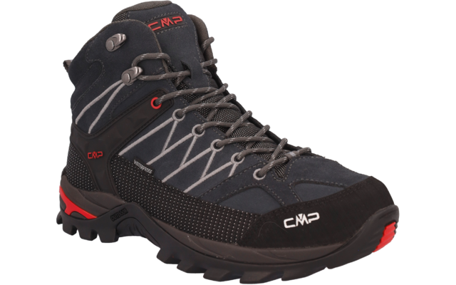 Hoher schwarzer Stiefel mit roten Akzenten, graue Schnürsenkel, profilierte schwarze Sohle, sichtbares CMP-Logo