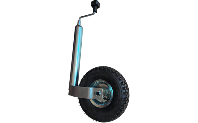 Schwarzer Gummireifen mit Profil, silberne Metallfelge, befestigte Metallhalterung, senkrechtes silbernes Stützrohr mit Kurbel oben