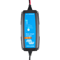 Victron Blue Smart IP65 Ladeger&auml;t 1 Ausgang CEE 7/17 Stecker 12V + DC Connector 7 A