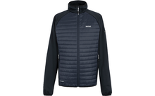 Dunkelblaue Jacke mit gestepptem Vorderteil, durchgehendem Reißverschluss, Stehkragen, glatten Ärmeln, zwei seitlichen Reißverschlusstaschen und weißem Logo auf der linken Brust