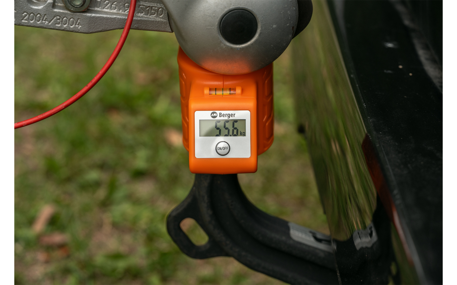 Imagen del producto Berger Compact 150: b&aacute;scula digital de carga de apoyo de hasta 150 kg para el enganche del remolque 1