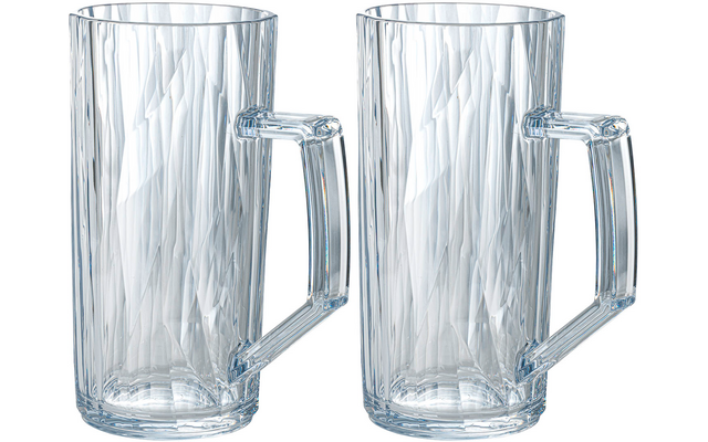 Zwei transparente Gläser mit Henkel und facettiertem Muster