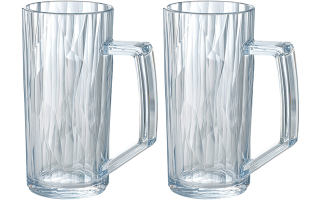 Zwei transparente Gläser mit Griff und strukturiertem Muster