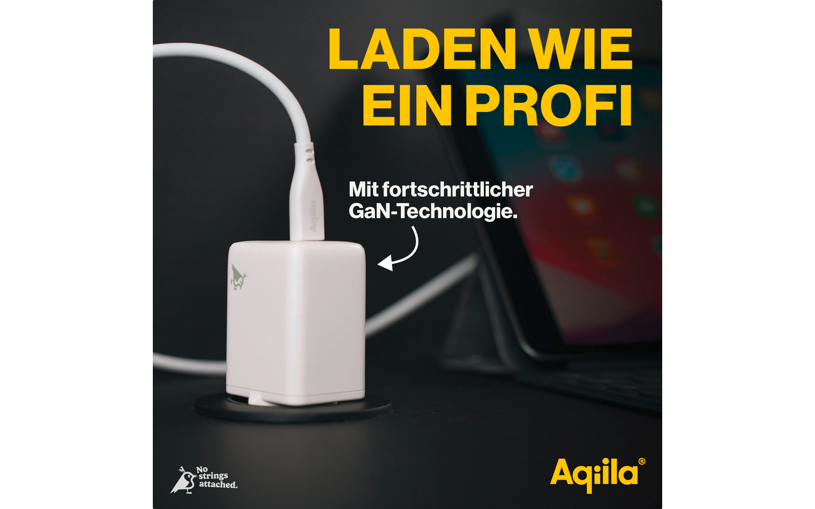 Weißes Ladegerät mit Kabel vor gelbem Hintergrund, Text 'Laden wie ein Profi' und 'Mit fortschrittlicher GaN-Technologie'